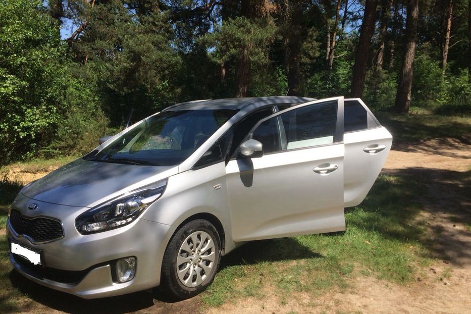 Продам Kia Carens 2013 года в Львове