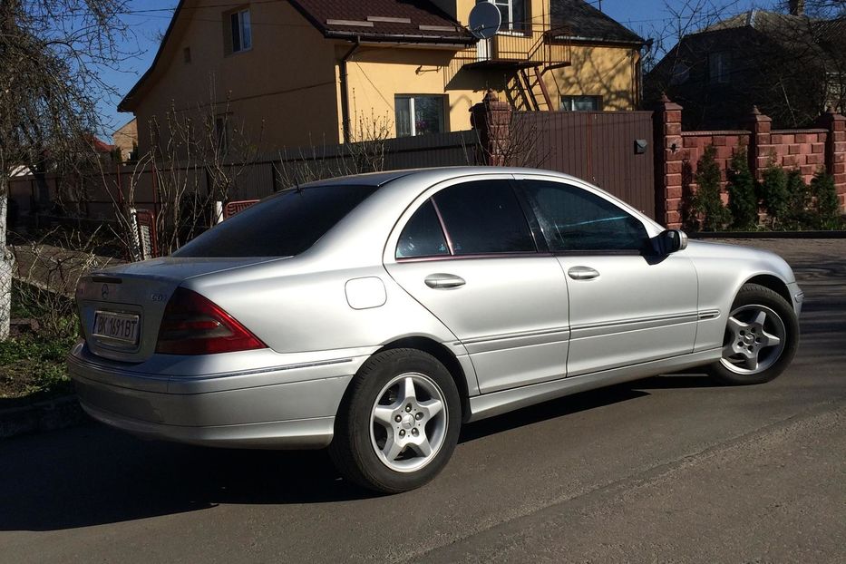 Продам Mercedes-Benz C-Class 2002 года в Ровно