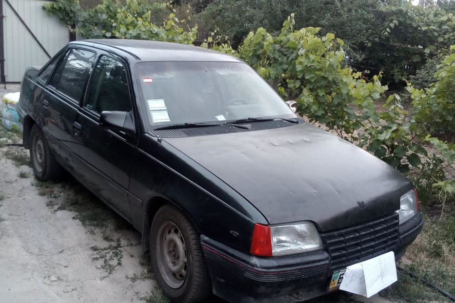 Продам Opel Kadett 1988 года в г. Новая Каховка, Херсонская область