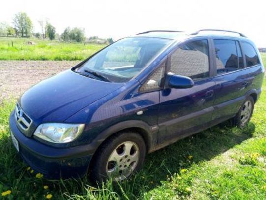 Продам Opel Zafira 2005 года в г. Сарны, Ровенская область