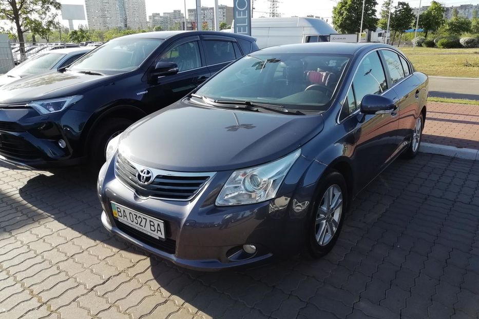 Продам Toyota Avensis Elegance  2011 года в Киеве