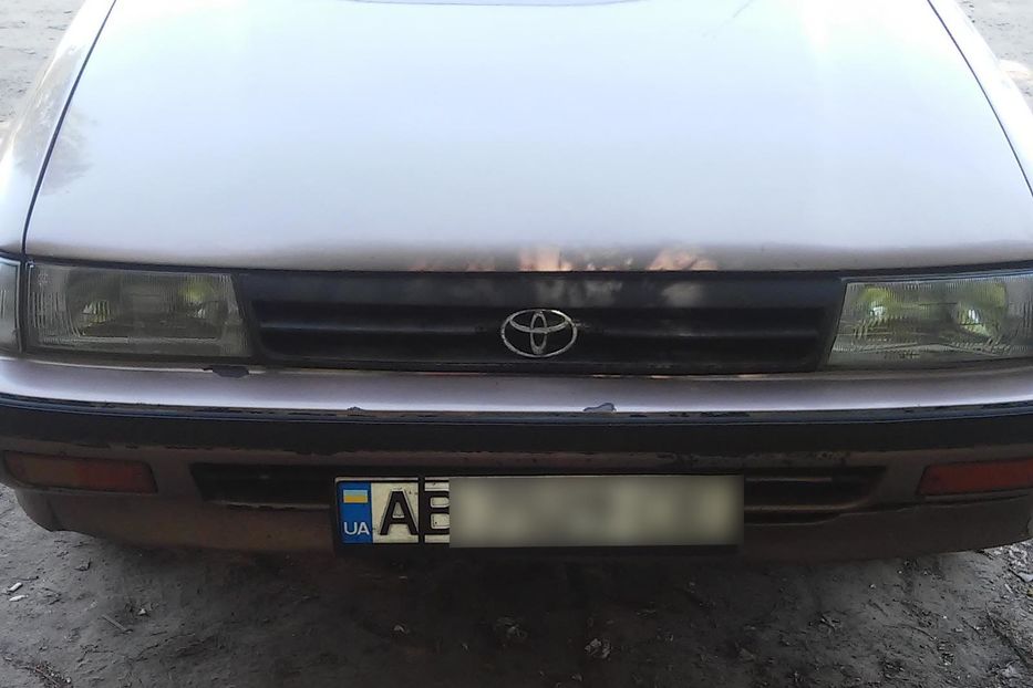Продам Toyota Carina 1989 года в Виннице