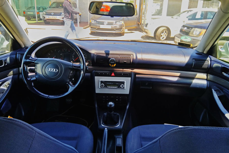 Продам Audi A4 2000 года в Луганске