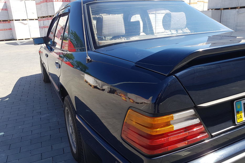 Продам Mercedes-Benz 200 W124 1988 года в Одессе