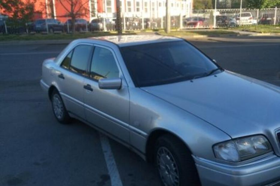 Продам Mercedes-Benz C-Class c 250 1996 года в Одессе