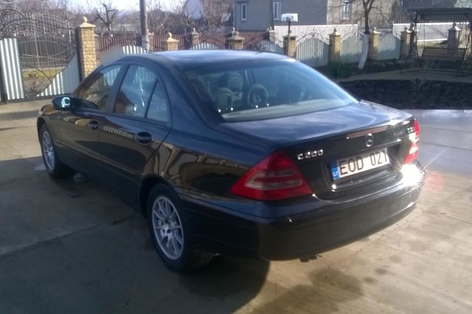 Продам Mercedes-Benz C-Class 2002 года в г. Новоселица, Черновицкая область