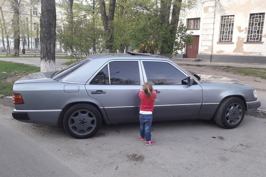 Продам Mercedes-Benz E-Class 1991 года в г. Желтые Воды, Днепропетровская область