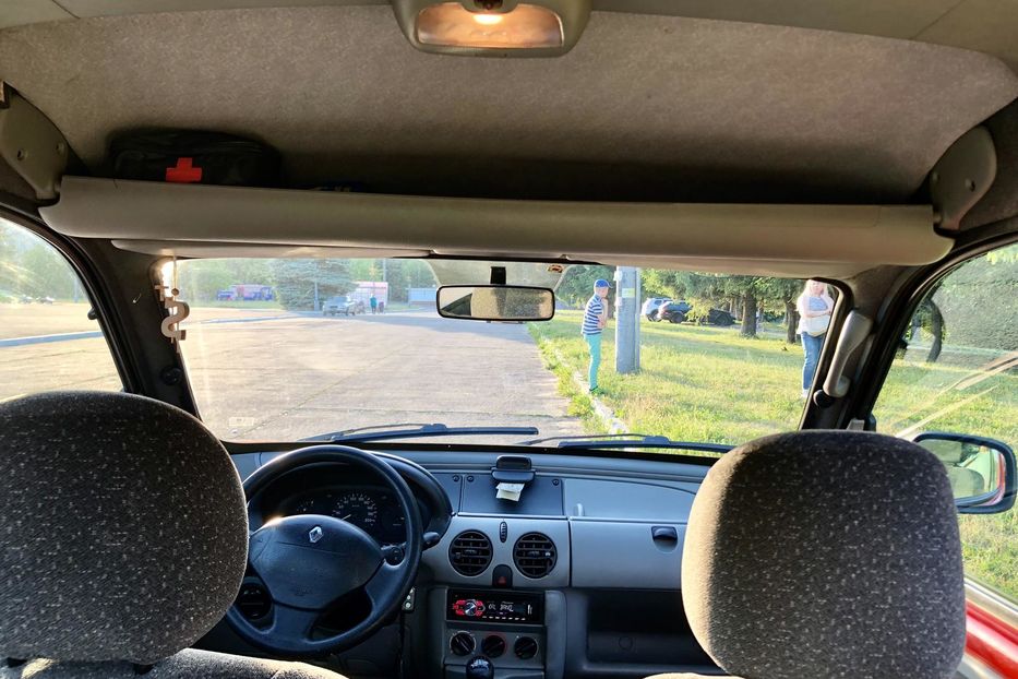 Продам Renault Kangoo пасс. D65 2002 года в Ровно