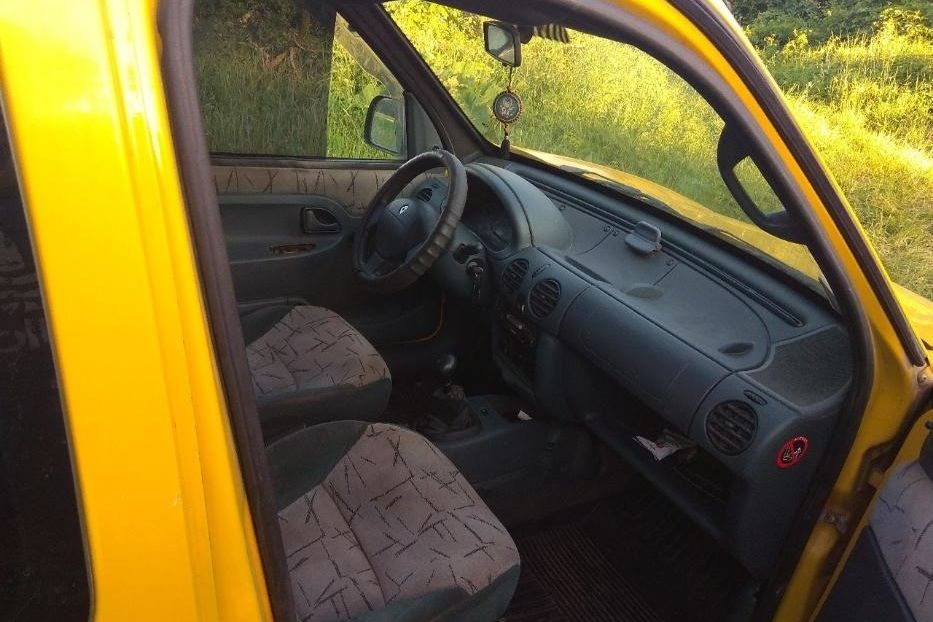 Продам Renault Kangoo пасс. 2000 года в г. Гадяч, Полтавская область