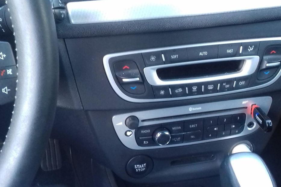 Продам Renault Megane 2012 года в Киеве