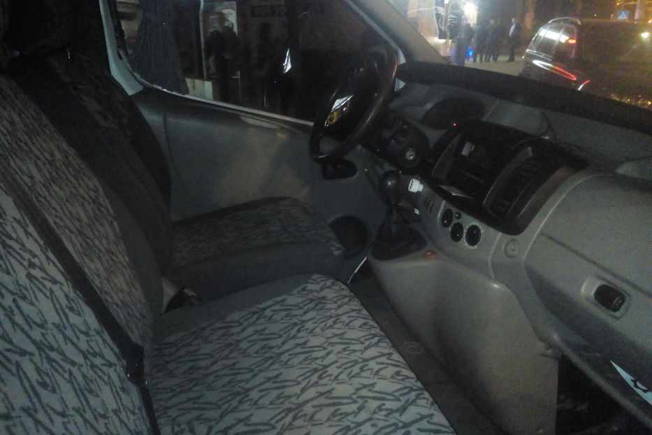 Продам Renault Trafic пасс. 2005 года в Киеве