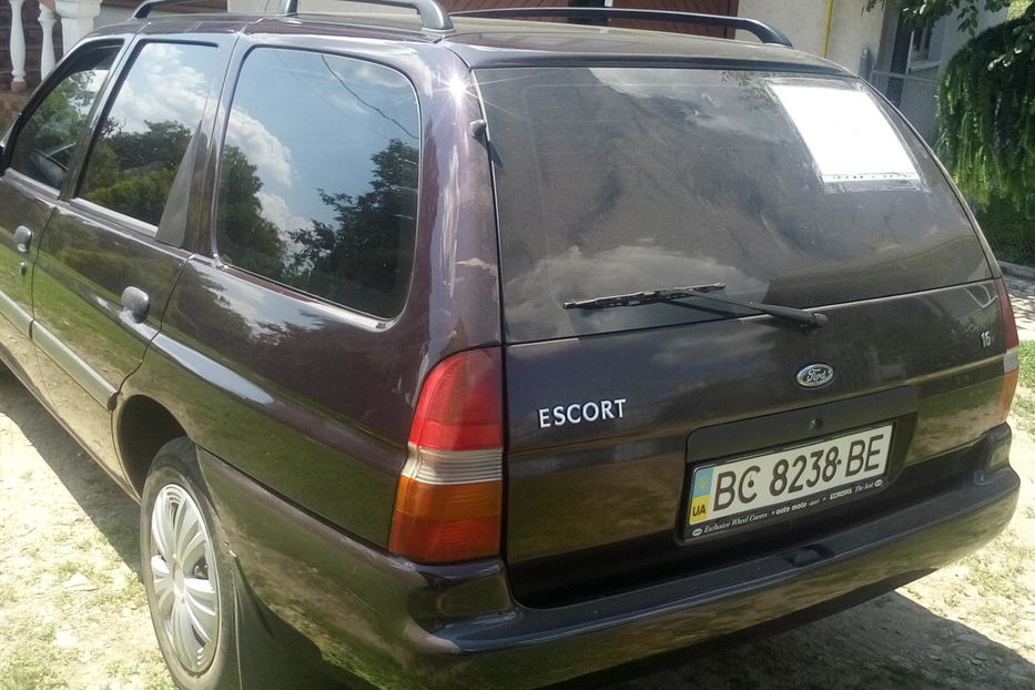 Продам Ford Escort 1996 года в г. Самбор, Львовская область