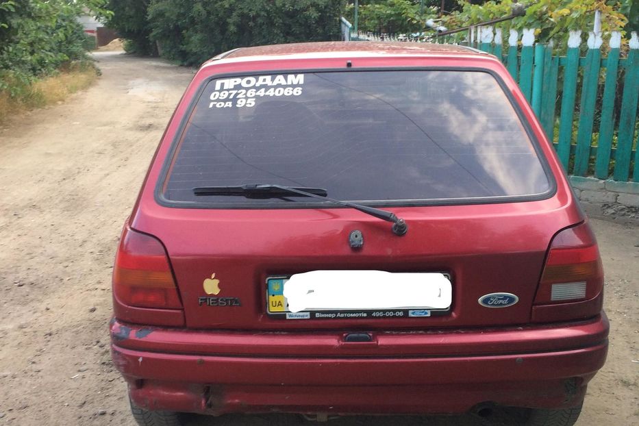 Продам Ford Fiesta 1995 года в Одессе