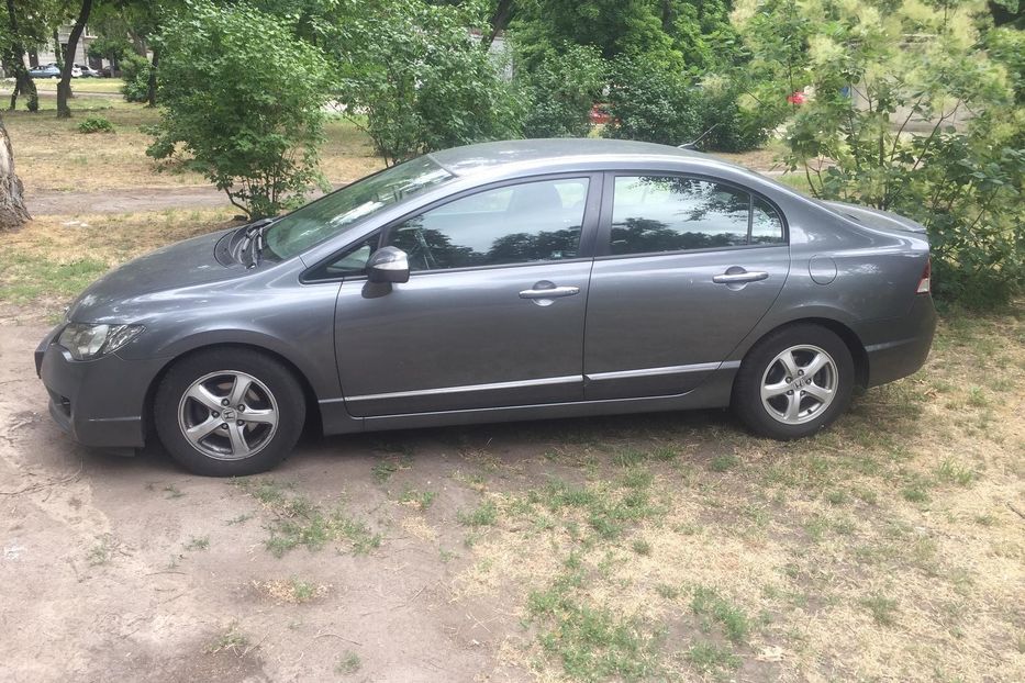 Продам Honda Civic 2011 года в Днепре