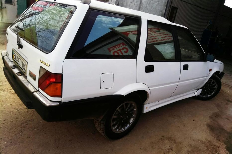 Продам Mitsubishi Lancer 4x4 1988 года в Одессе