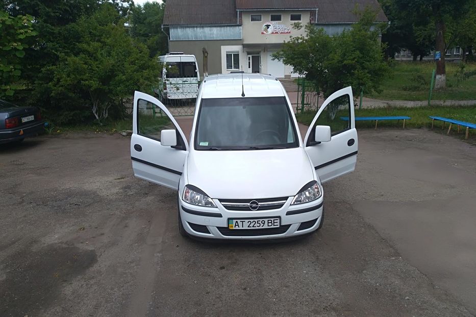 Продам Opel Combo груз. 2011 года в г. Калуш, Ивано-Франковская область