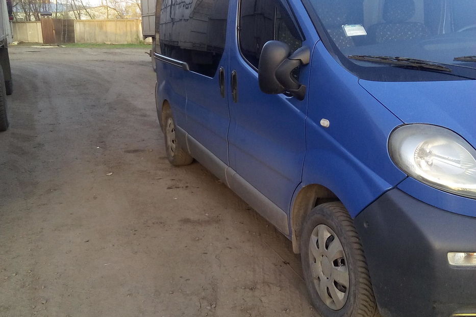 Продам Opel Vivaro пасс. 2003 года в г. Сватово, Луганская область