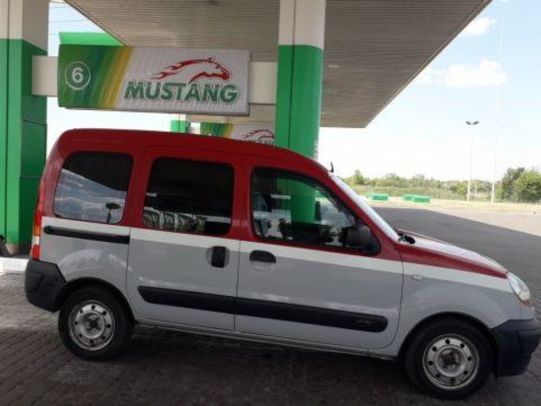 Продам Renault Kangoo пасс. 2006 года в г. Покровск, Донецкая область