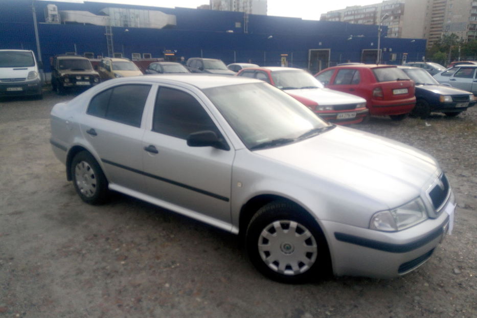 Продам Skoda Octavia 2002 года в Киеве