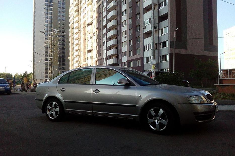 Продам Skoda Superb 2008 года в Киеве