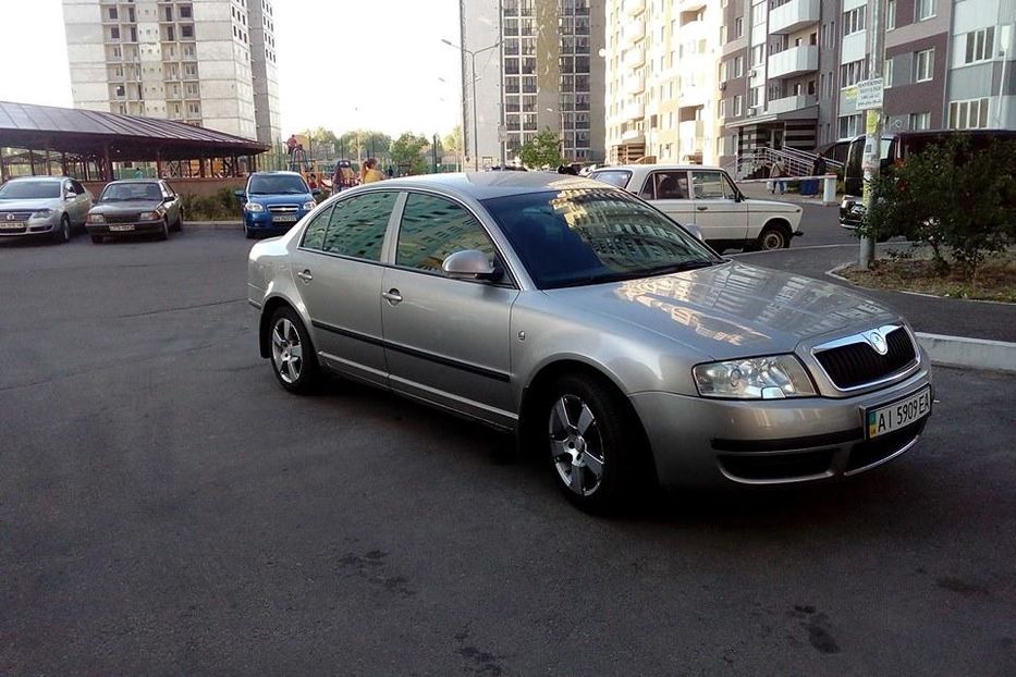 Продам Skoda Superb 2008 года в Киеве