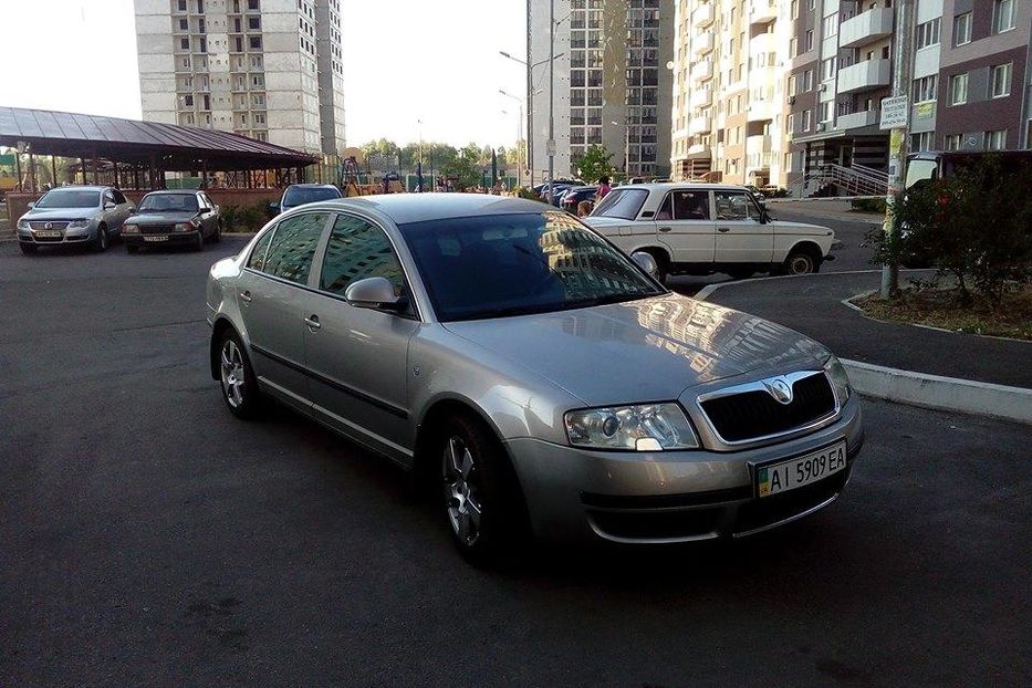 Продам Skoda Superb 2008 года в Киеве