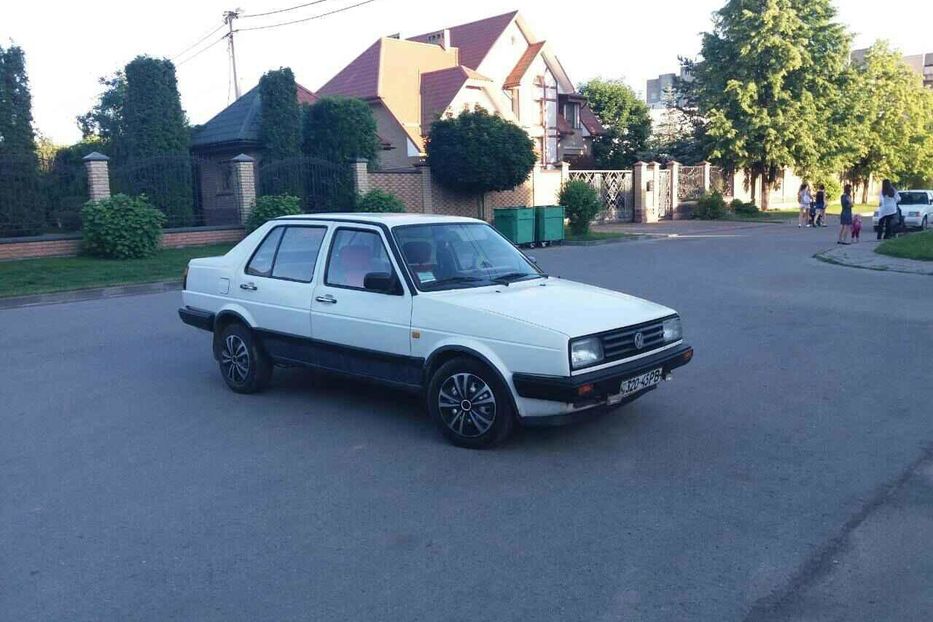 Продам Volkswagen Jetta 1988 года в Луцке