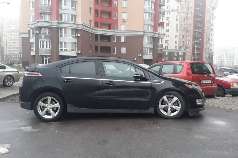 Продам Chevrolet Volt Premium 2012 года в Киеве