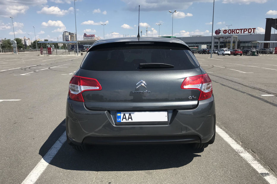 Продам Citroen C4 Tendance 2013 года в Киеве