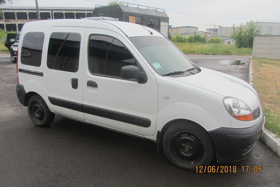 Продам Renault Kangoo пасс. 2005 года в Луцке