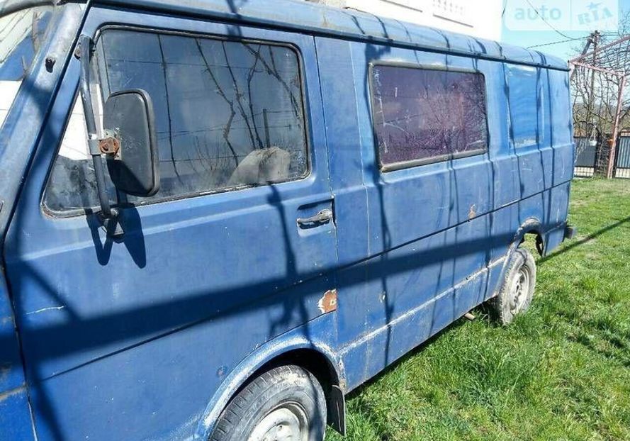 Продам Volkswagen LT груз. 28 1988 года в г. Долгое, Закарпатская область