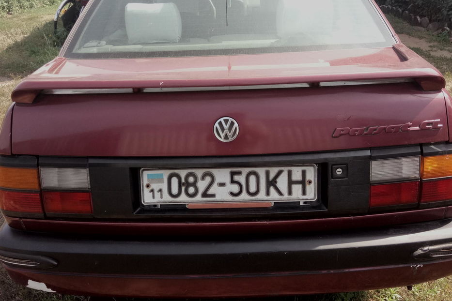 Продам Volkswagen Passat B3 1990 года в Киеве