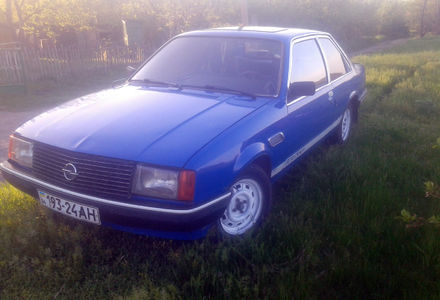 Продам Opel Rekord Berlina 1982 года в Днепре