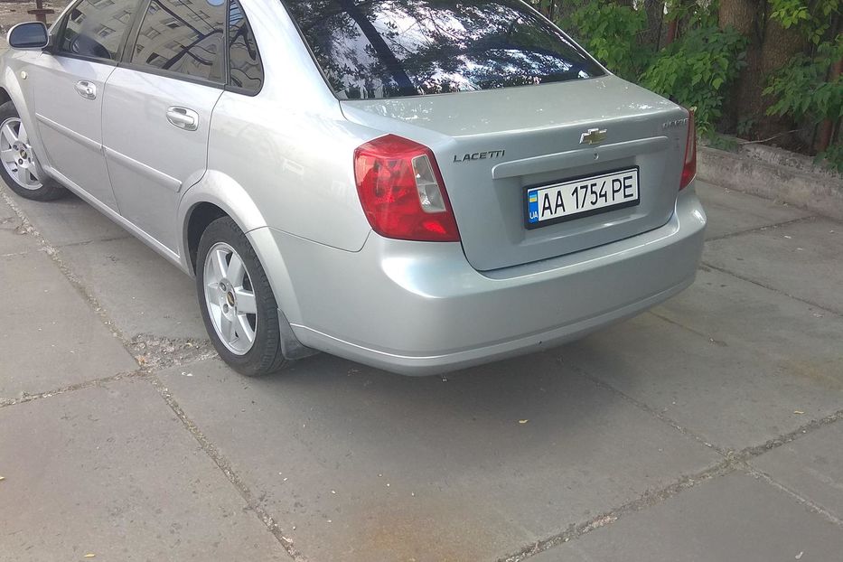 Продам Chevrolet Lacetti 2005 года в Киеве