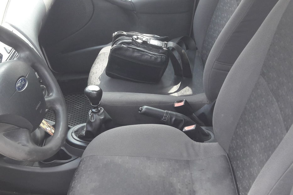 Продам Ford Focus 2003 года в Львове