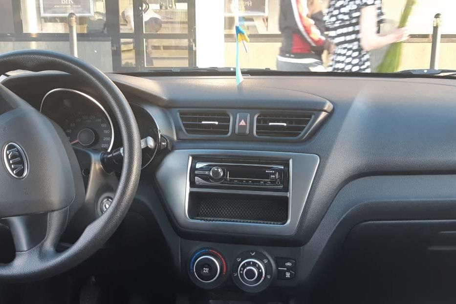 Продам Kia Rio 2011 года в Хмельницком