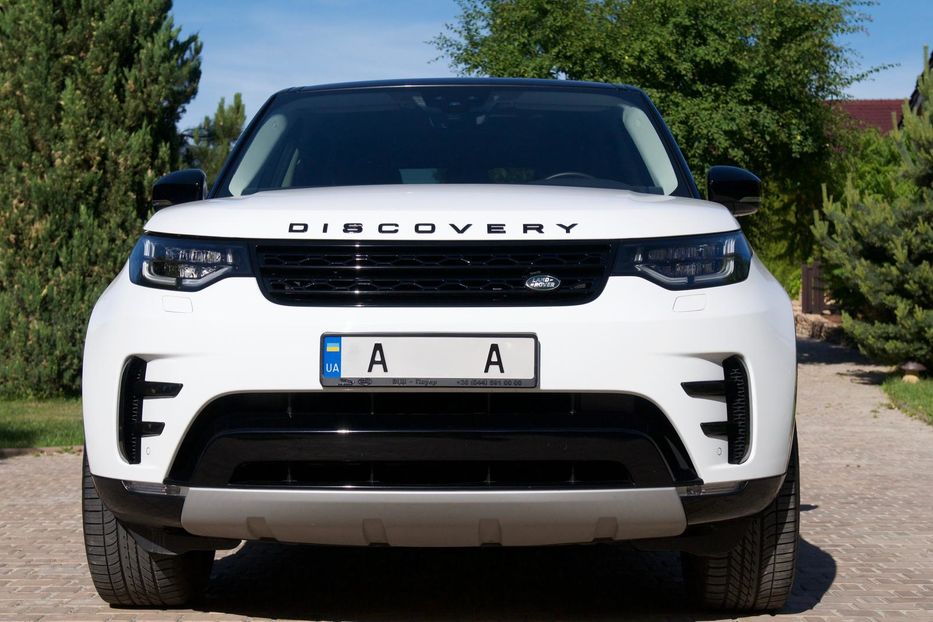 Продам Land Rover Discovery HSE 2017 года в Киеве