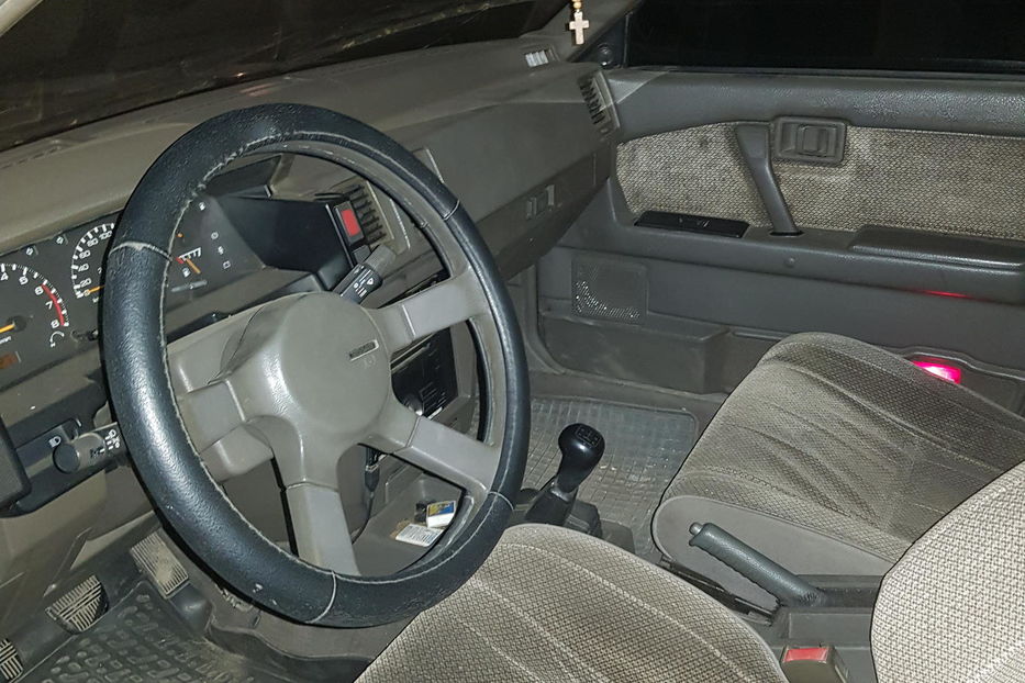 Продам Nissan Bluebird 1990 года в Одессе