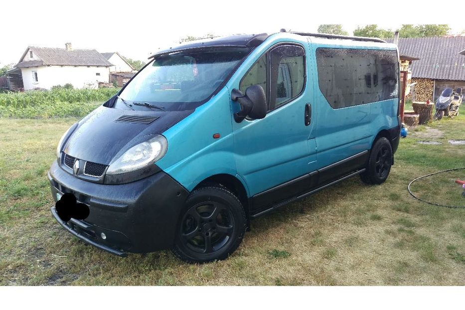 Продам Renault Trafic пасс. 2003 года в г. Любомль, Волынская область