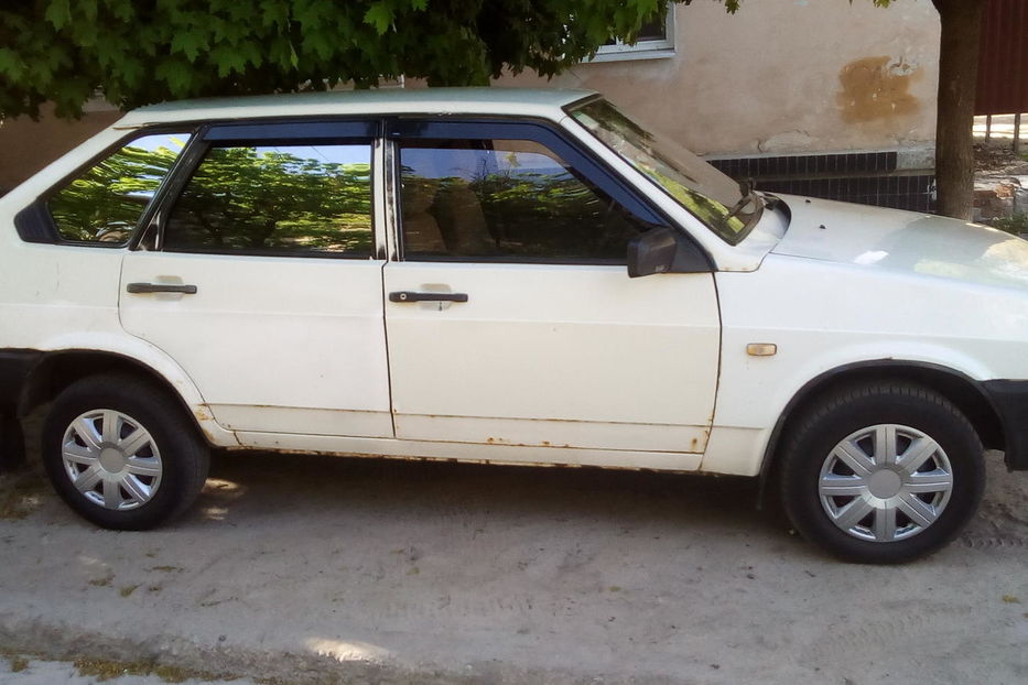 Продам ВАЗ 2109 1988 года в г. Изюм, Харьковская область
