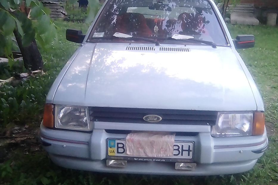 Продам Ford Escort 1985 года в г. Халтурино, Полтавская область