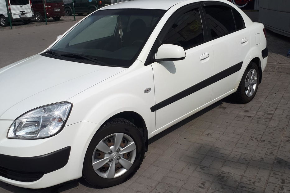 Продам Kia Rio 2008 года в Запорожье