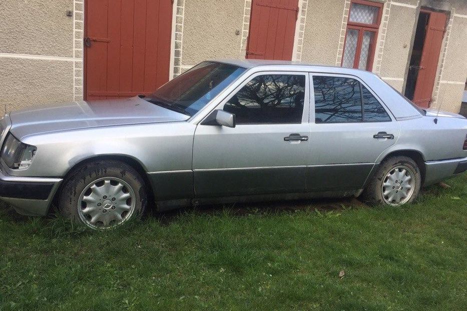 Продам Mercedes-Benz 300 1994 года в Черновцах