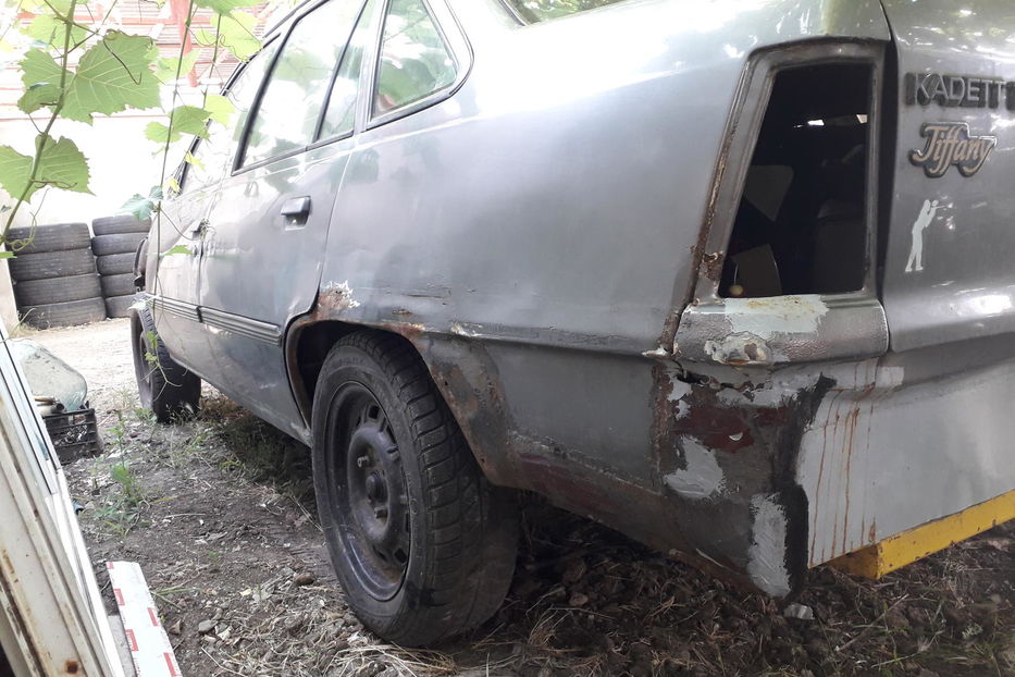 Продам Opel Kadett 1988 года в Одессе