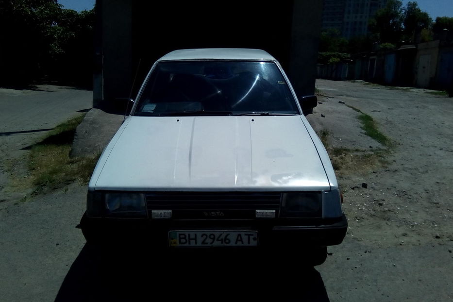 Продам Toyota Vista Механика 5 ти ступка, эл стёкл 1986 года в Одессе