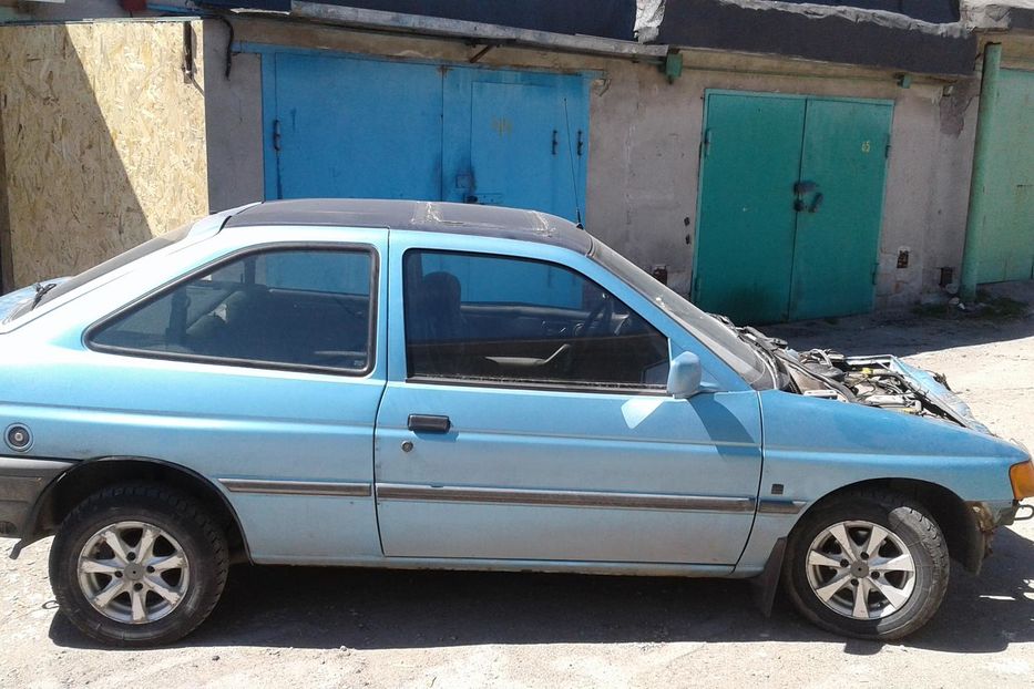 Продам Ford Escort 1992 года в Запорожье