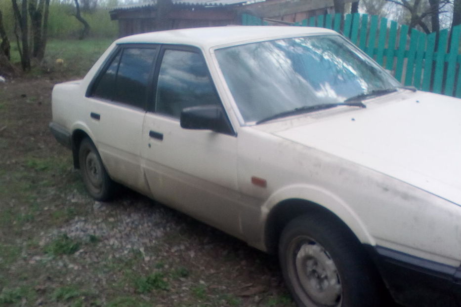 Продам Mazda 626 1988 года в г. Комсомольск, Полтавская область