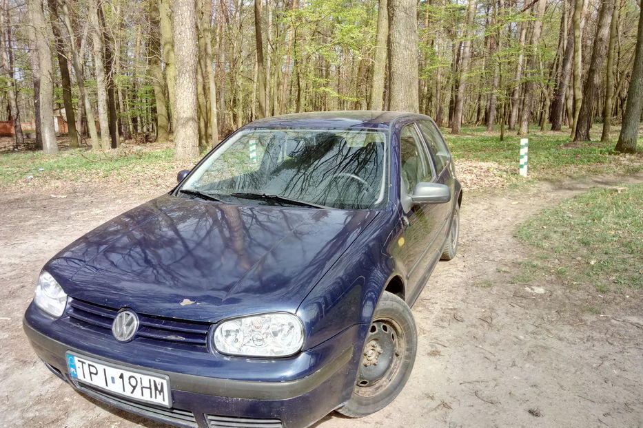 Продам Volkswagen Golf IV 1999 года в Львове