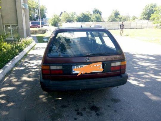 Продам Volkswagen Passat B3 1990 года в Харькове