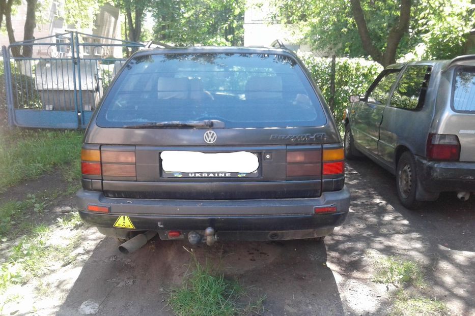 Продам Volkswagen Passat B3 1992 года в Ровно